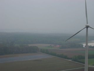 Bild 16 - Auf dem Windrad