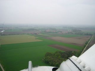 Bild 33 - Auf dem Windrad